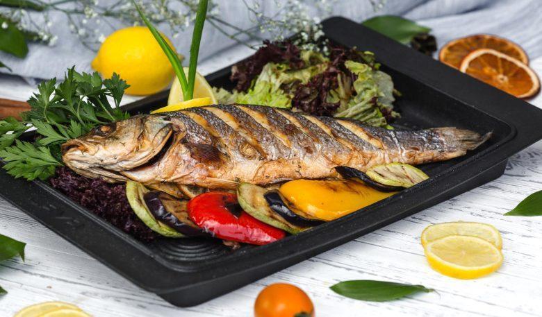 Peixe assado mineiro