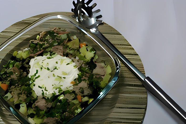 Salpicão de atum com abacaxi