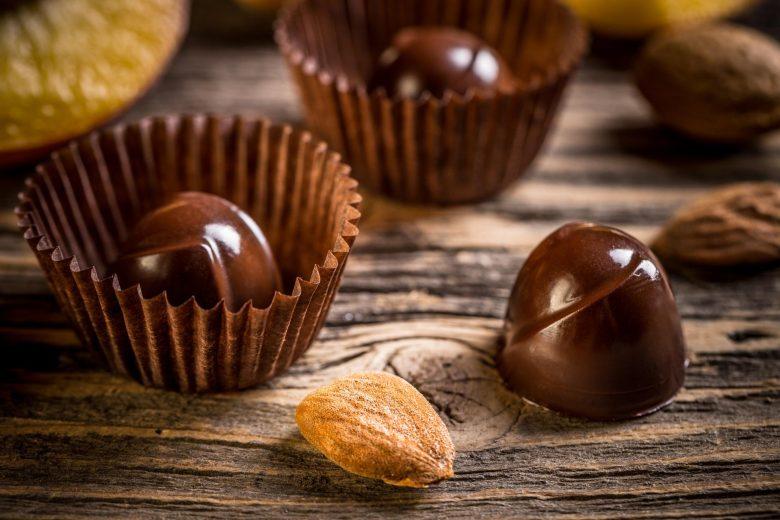 Bombom licoroso de chocolate