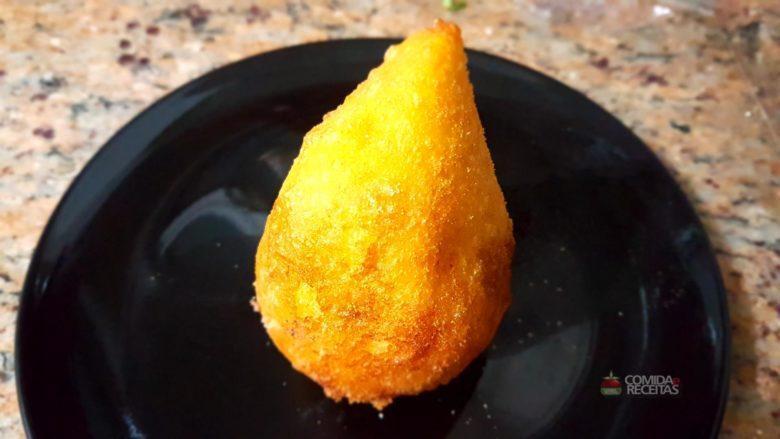 Coxinha de ovo
