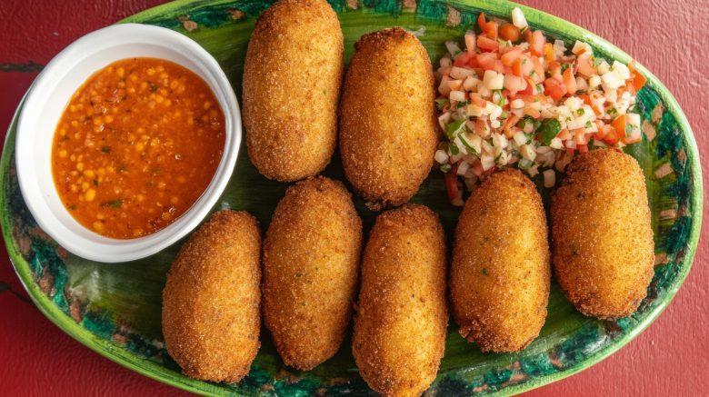 Croquete de batata com carne moída