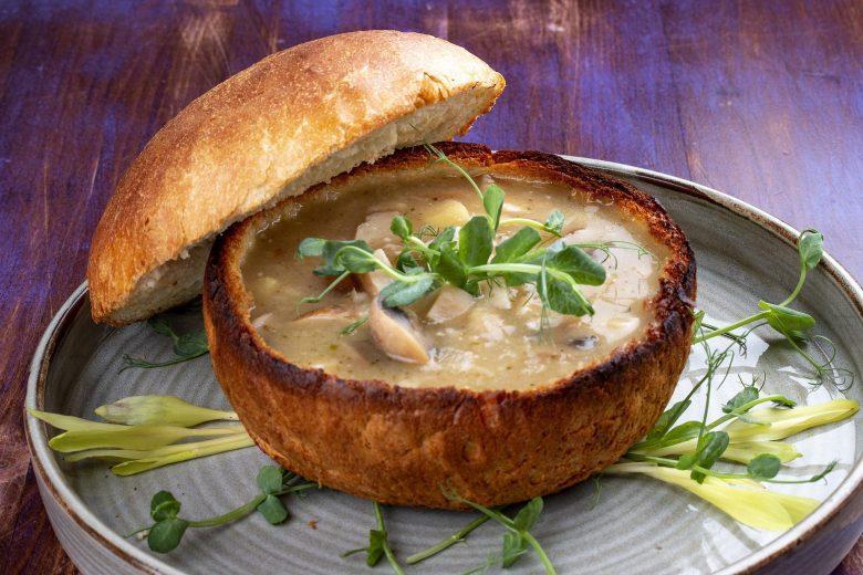 Sopa de aveia e cogumelos