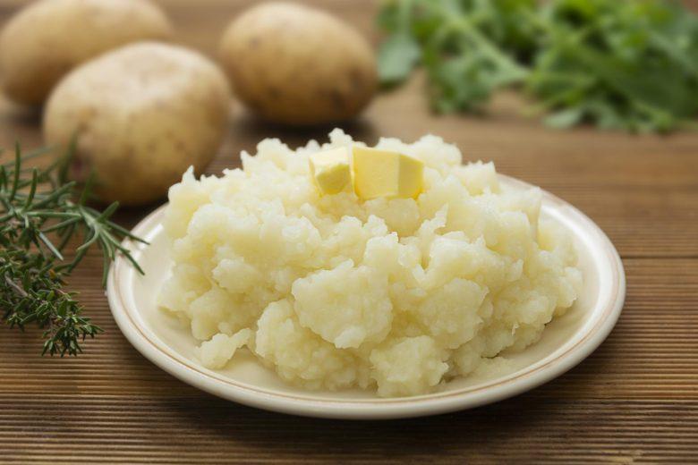 Purê de batata com alho e cebola
