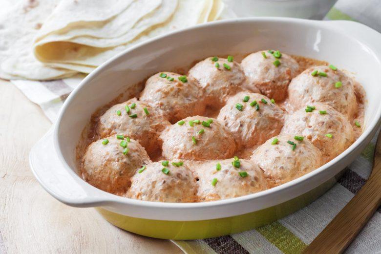 Almôndega ao molho de queijo