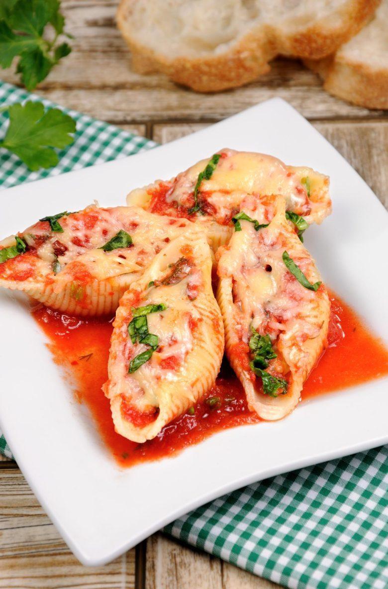 Conchiglione de frango cremoso
