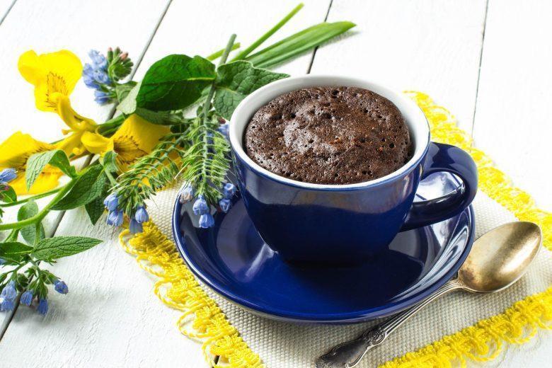 Bolo de chocolate na caneca