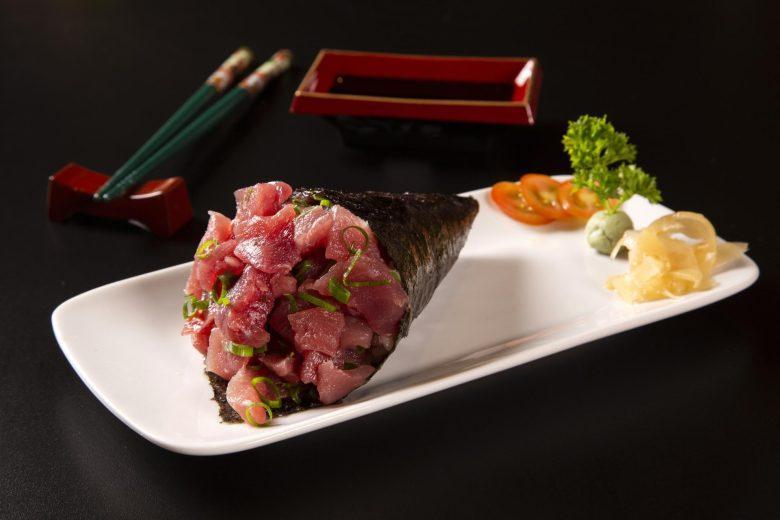 Temaki de salmão sem arroz