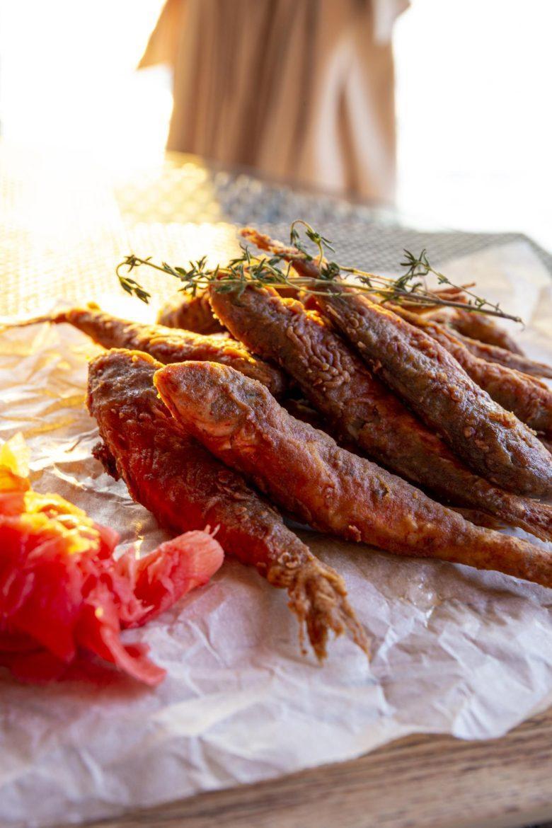 Sardinha crocante assada