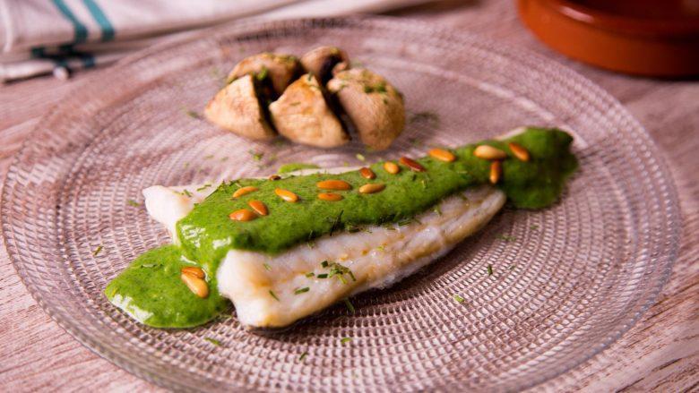 Tilápia com pesto nordestino