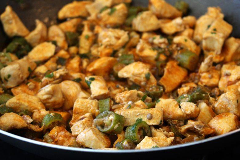 Frango com quiabo especial