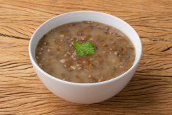 Sopa de lentilha light
