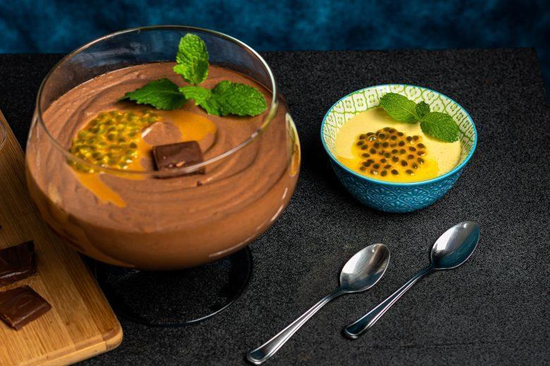 Mousse de chocolate com maracujá