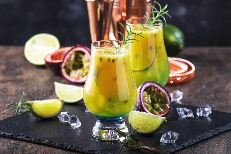 Suco de couve, maracujá e limão