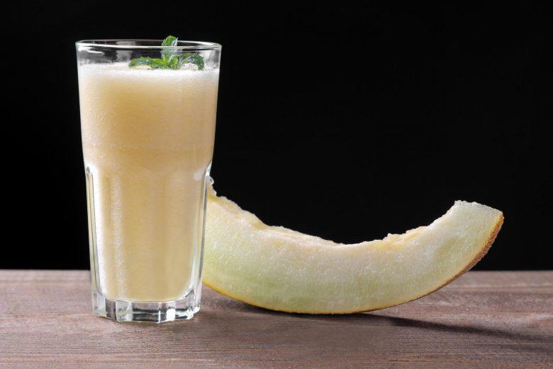 Suco de maçã verde e melão