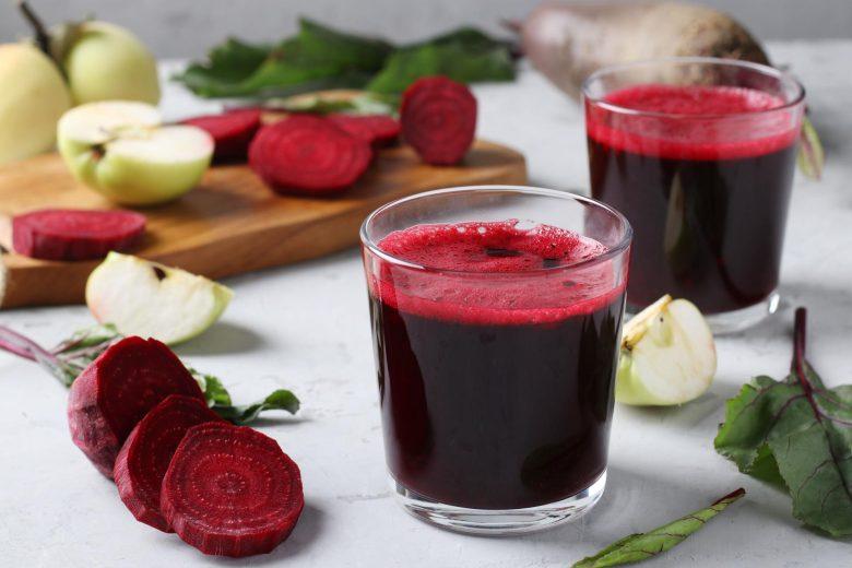 Suco de cenoura, beterraba e maçã