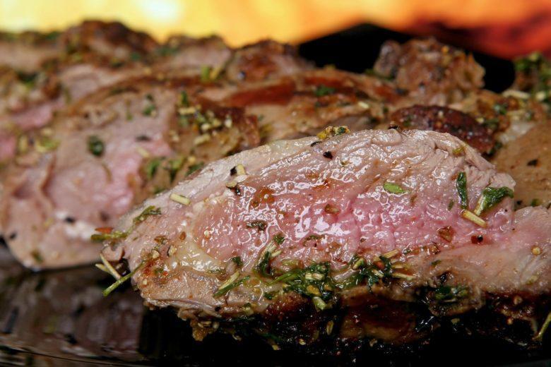 Costela de carneiro assada no forno