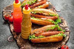 Cachorro quente com bacon
