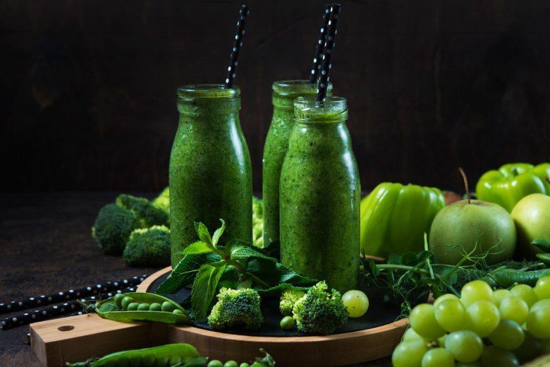 Suco de brócolis, beterraba, alface, acelga e erva- doce