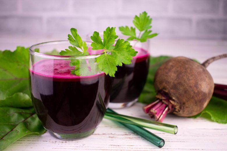 Suco de cenoura, beterraba e alface