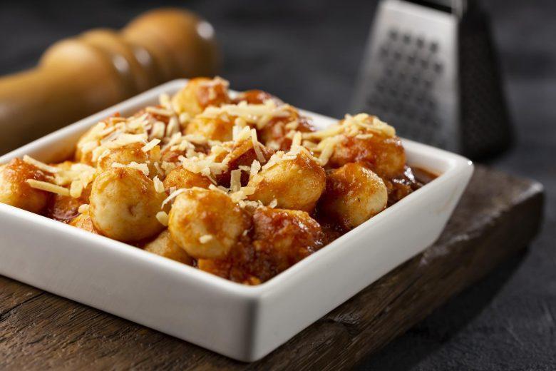 Nhoque de batata com molho vermelho