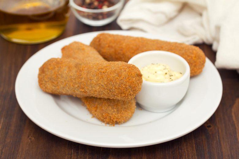 Croquete de carne desfiada