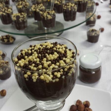 Brigadeiro de colher com creme de avelã