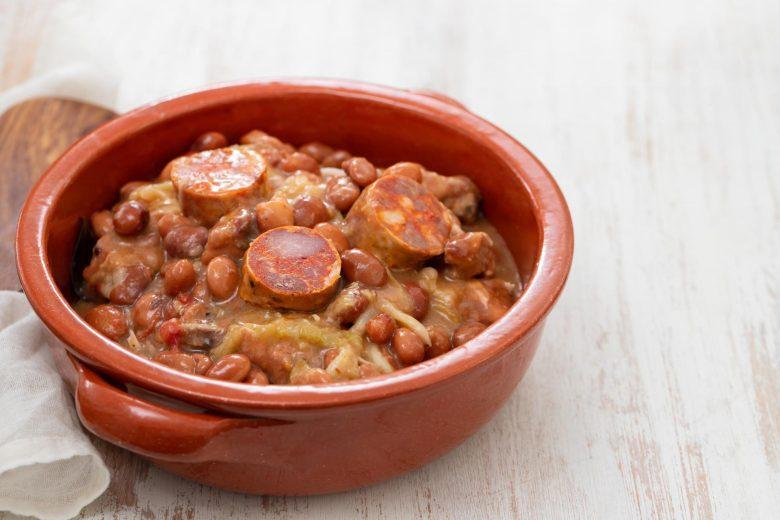 Feijão com calabresa