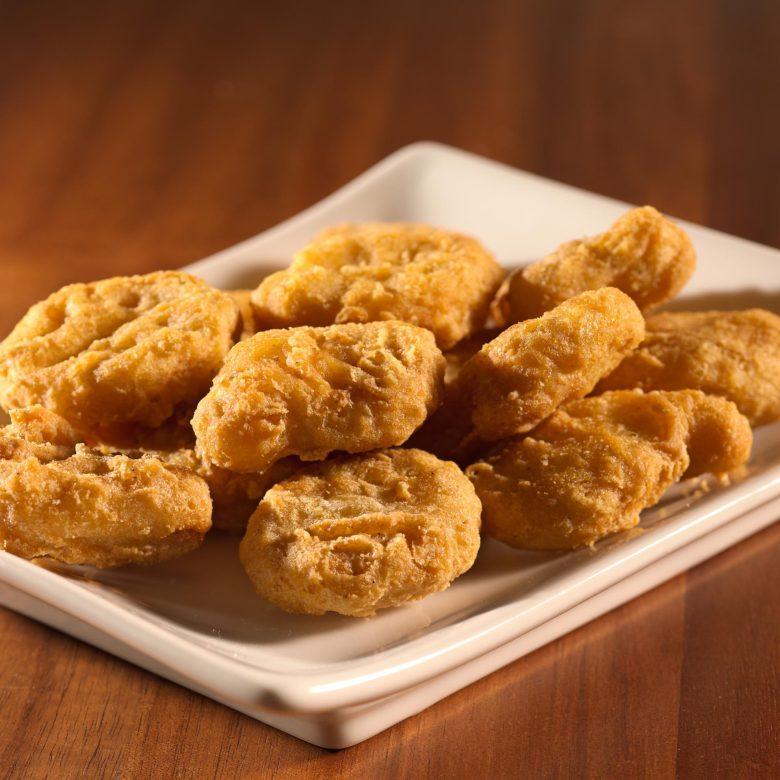 Nugget caseiro empanado no Doritos na AirFryer
