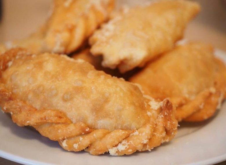 Pastel com massa caseira na AirFryer