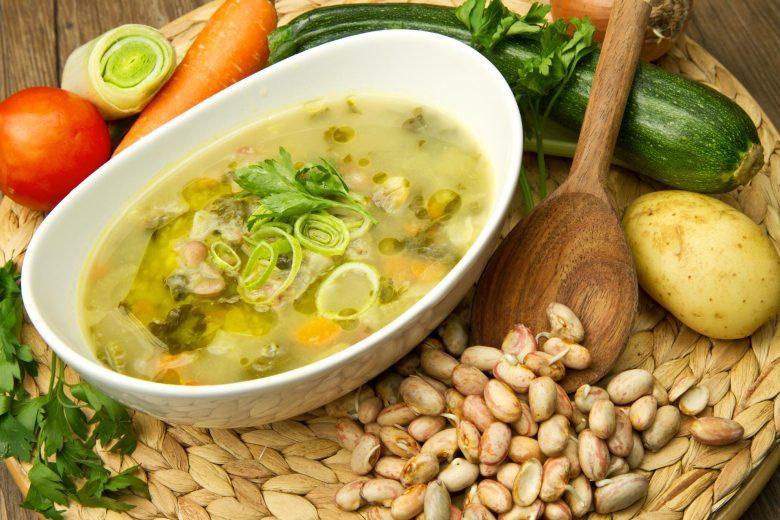 Caldo de legumes básico