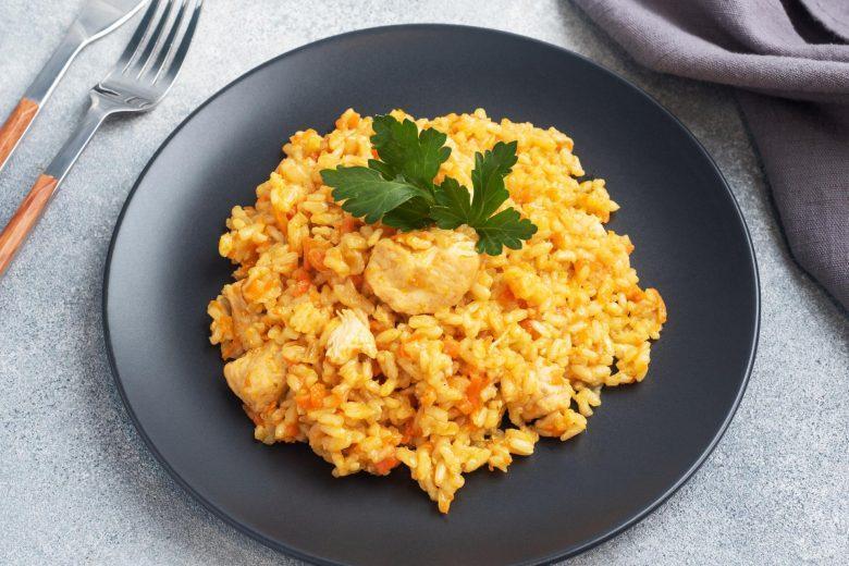 Arroz com frango e açafrão especial