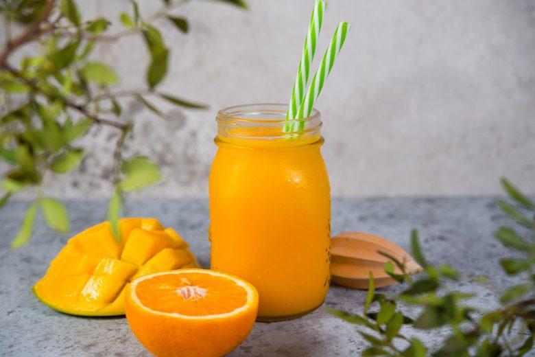 Suco de frutas tropicais