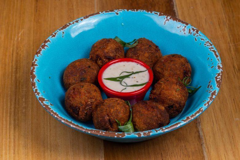 Bolinho de carne nutritivo