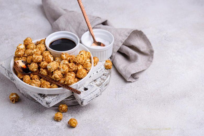 Pipoca com caramelo