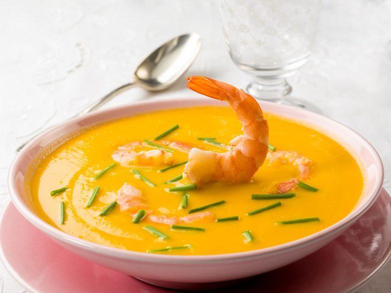 Caldo de abóbora com camarão