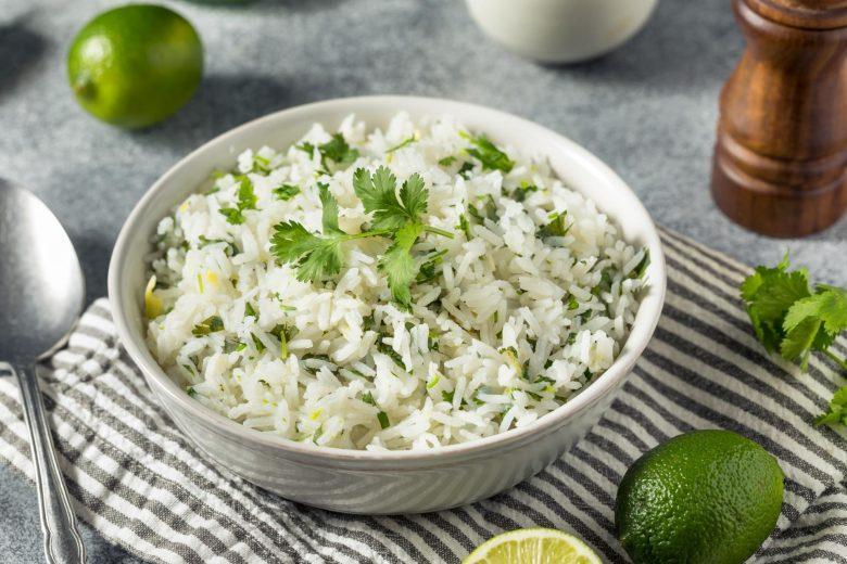 Arroz com limão siciliano e hortelã