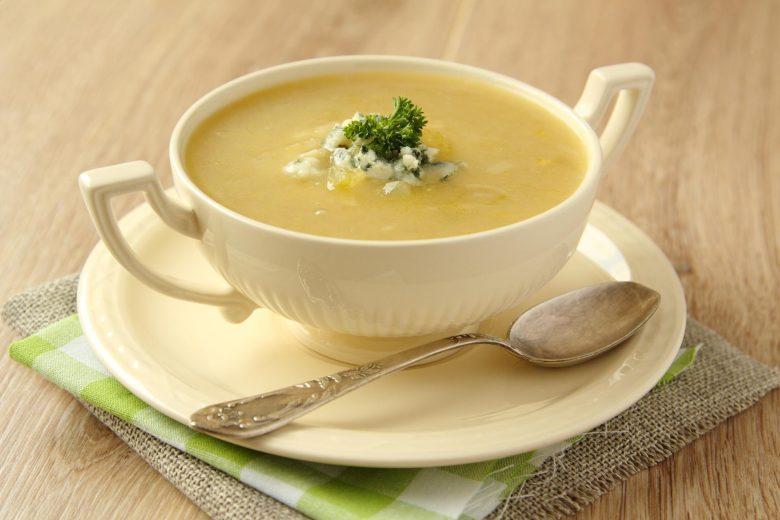 Sopa de cebola prática
