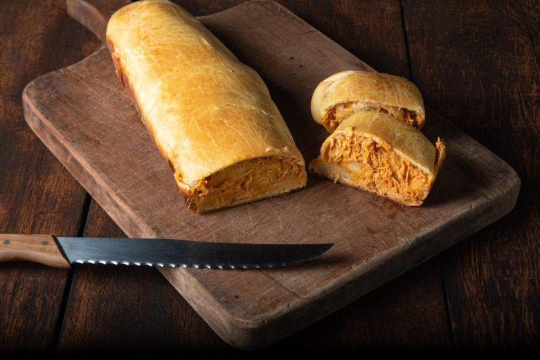 Pastelão folhado de frango