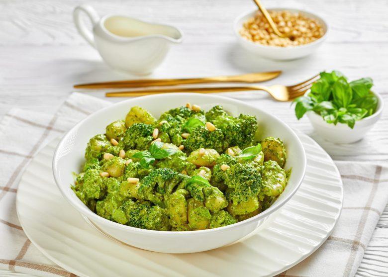 Nhoque ao pesto