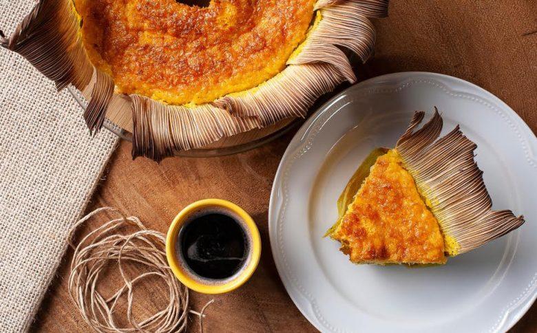 Bolo de pamonha cremosa na palha
