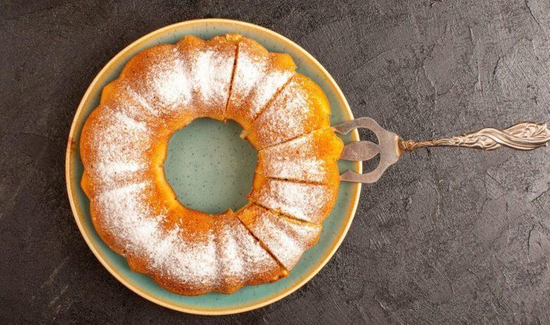 Bolo de fubá com queijo da vovó