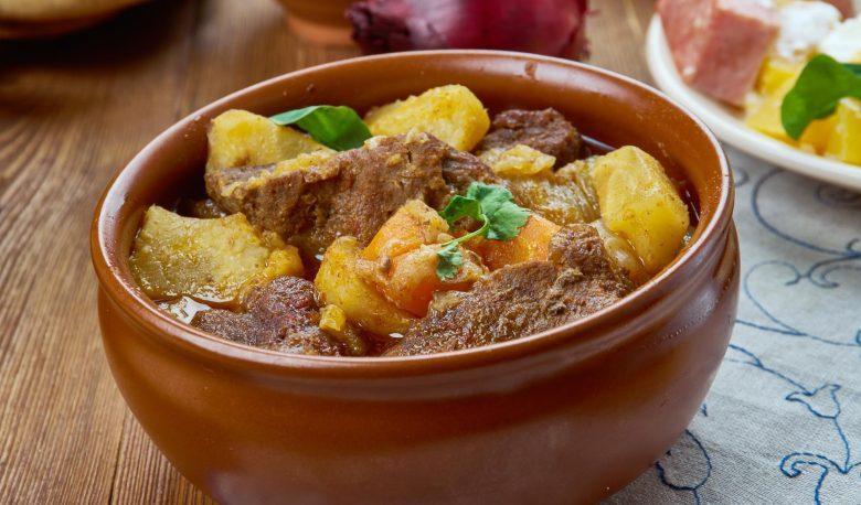 Costela com mandioca na pressão