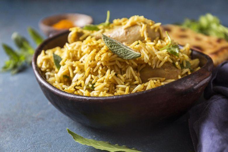 Arroz basmati com cúrcuma e tofu