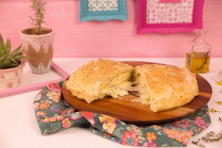 Calzone quatro queijos