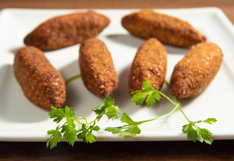 Quibe frito de carne moída