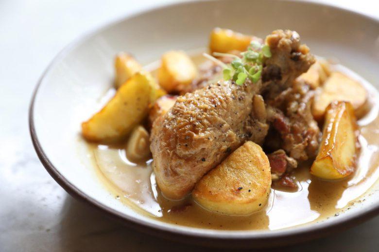 Frango aromático com batata