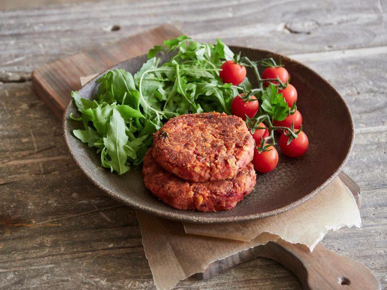 Hambúrguer vegetariano de cogumelos e quinoa