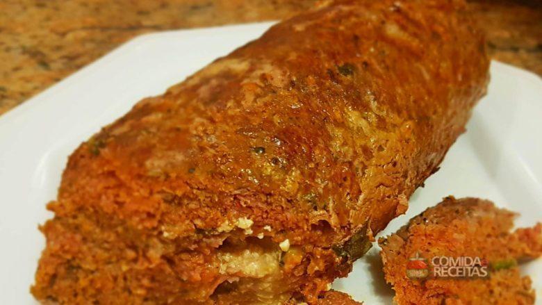 Rocambole de carne delicioso