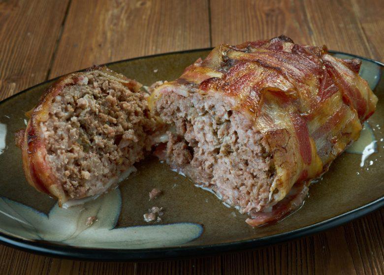 Bolo de carne moída com bacon