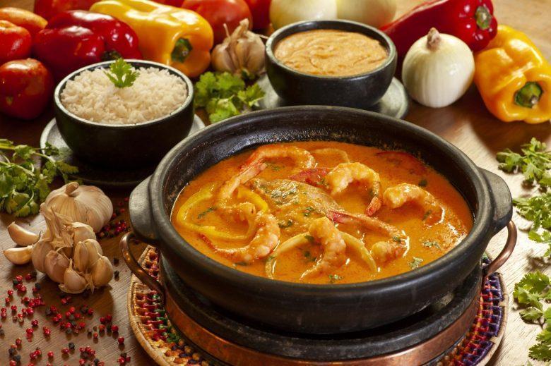 Peixe ensopado com camarão